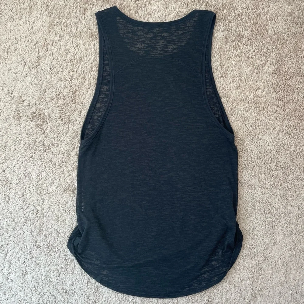 lululemon athletica signs two way